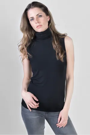 Majestic Sleeveless Turtleneck in Noir/Black