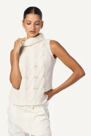 SAIGEY CASHMERE CABLE KNIT SLEEVELESS TURTLENECK  | GARDENIA